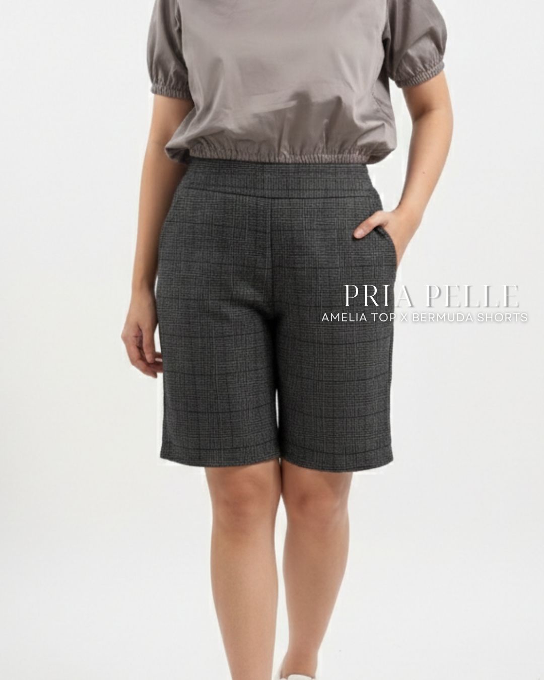 Pria Pelle Bermuda Shorts | Back garter - Cotton Blend Tartan Charcoal Gray | Non Stretch