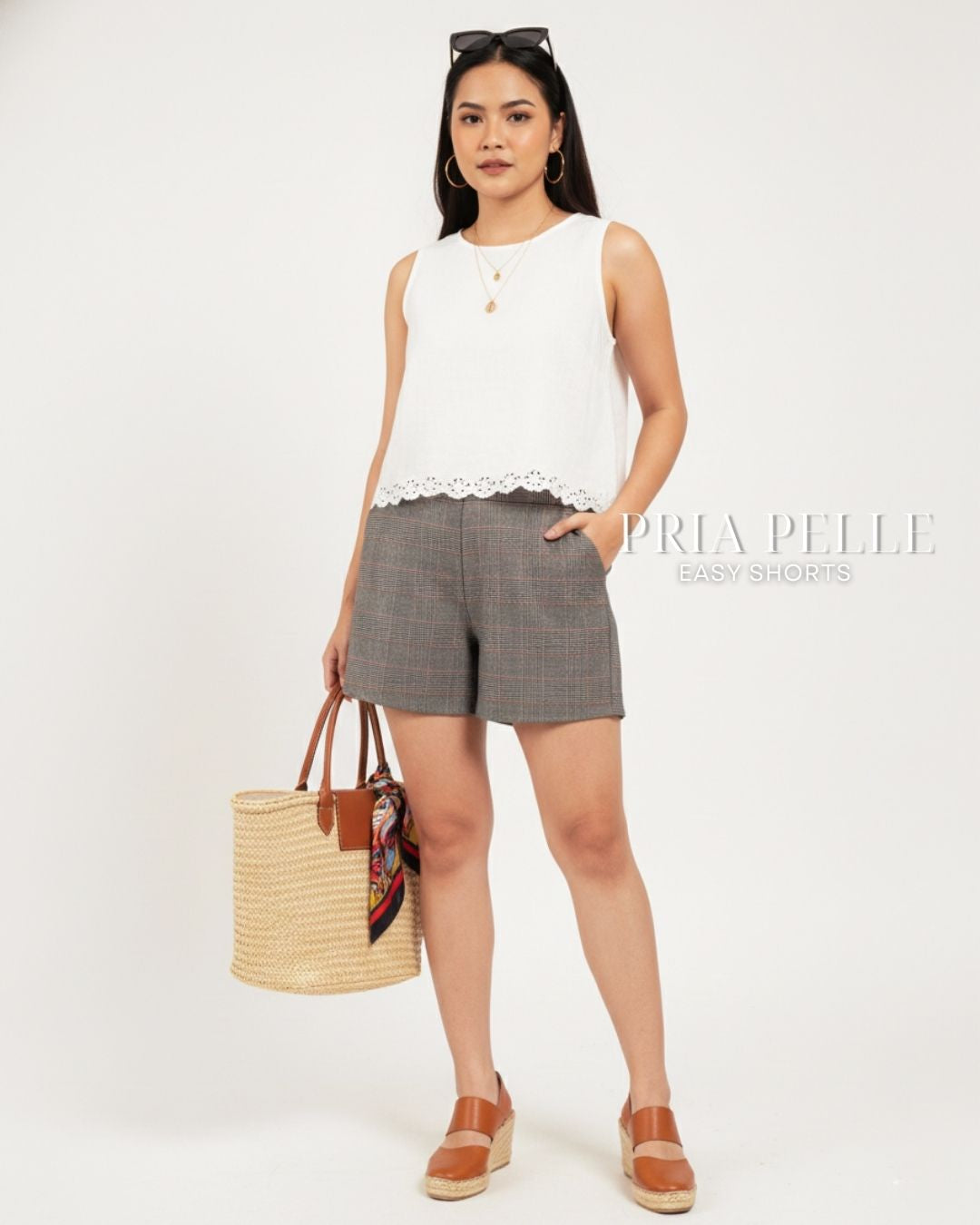 Pria Pelle Easy Shorts | Back garter - Cotton Blend Tartan Champagne | Non Stretch