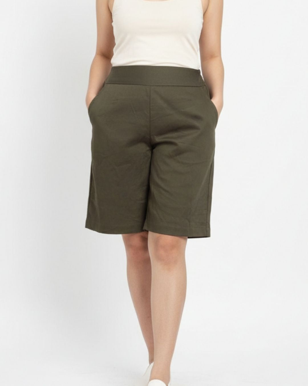 Pria Pelle Bermuda Shorts | Back garter - Cotton Blend Light Moss Green | Non Stretch