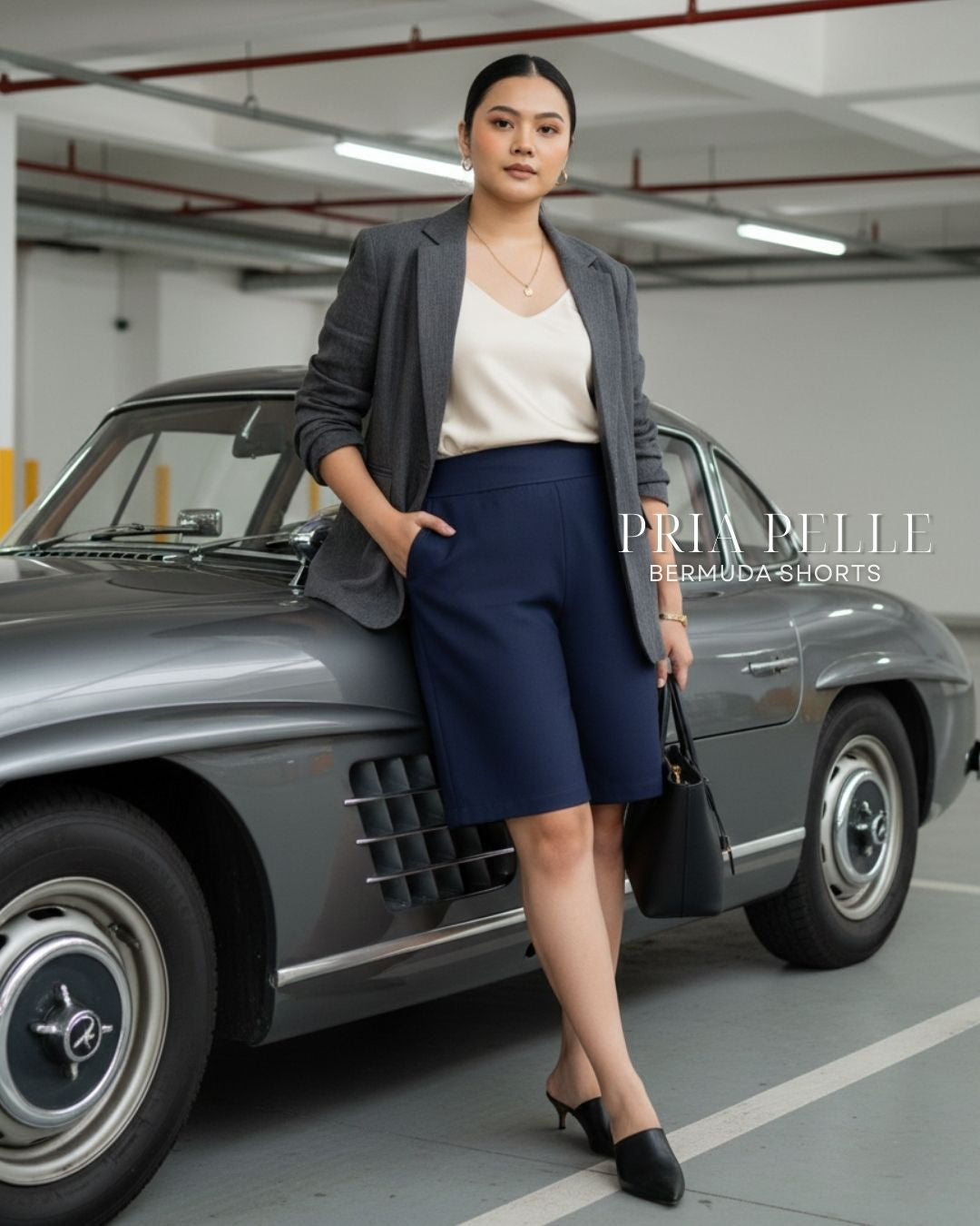 Pria Pelle Bermuda Shorts | Back garter - Cotton Twill Navy Blue | Non Stretch