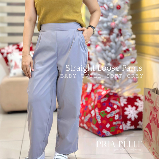 Pria Pelle Women's Straight Pleated Loose Pants | Baby Twill Soft Grey  | Non-Stretch