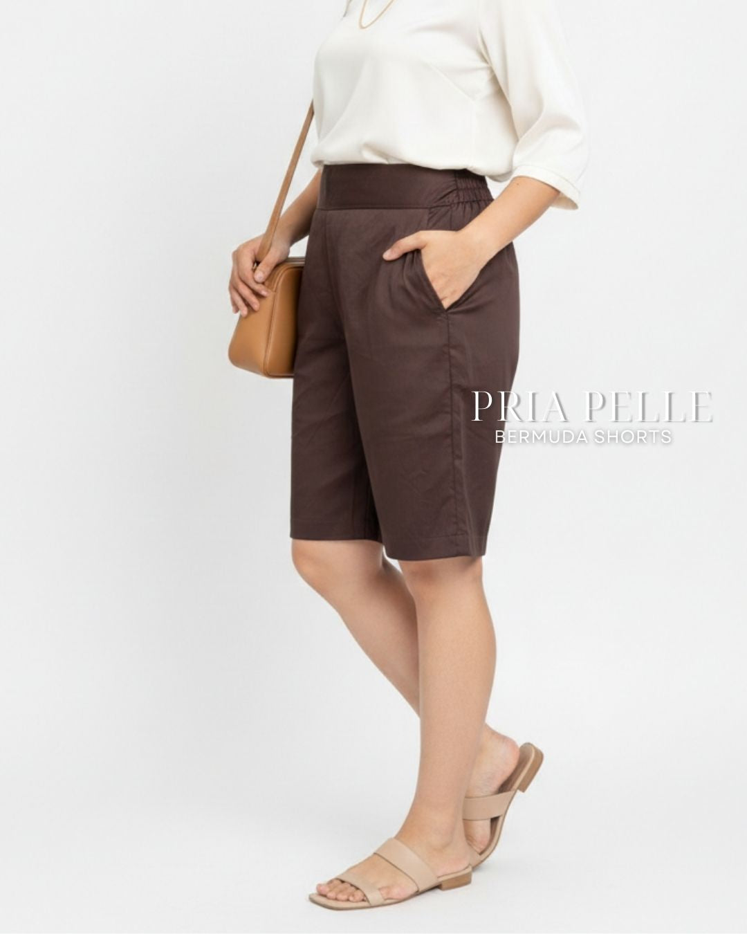 Pria Pelle Bermuda Shorts | Back garter - Cotton Blend Pecan Brown | Non Stretch